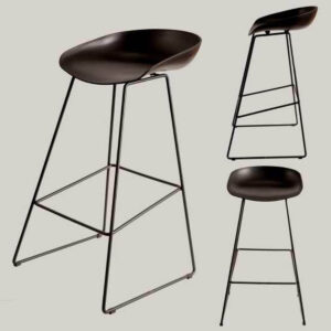 Banqueta Negra PP Patas Negras